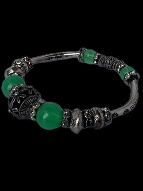 Translucent Green Agate Aesthetic Antique Silver Bali Ethnic Bangle Bracelet